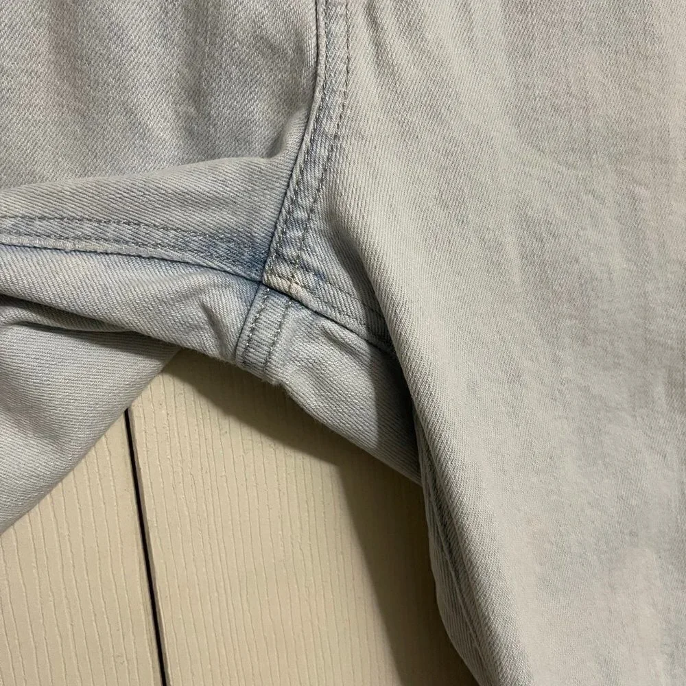 Old Navy Womens Light Distressed High Rise Raw Hem Straight Boyfriend Jeans Sz 4